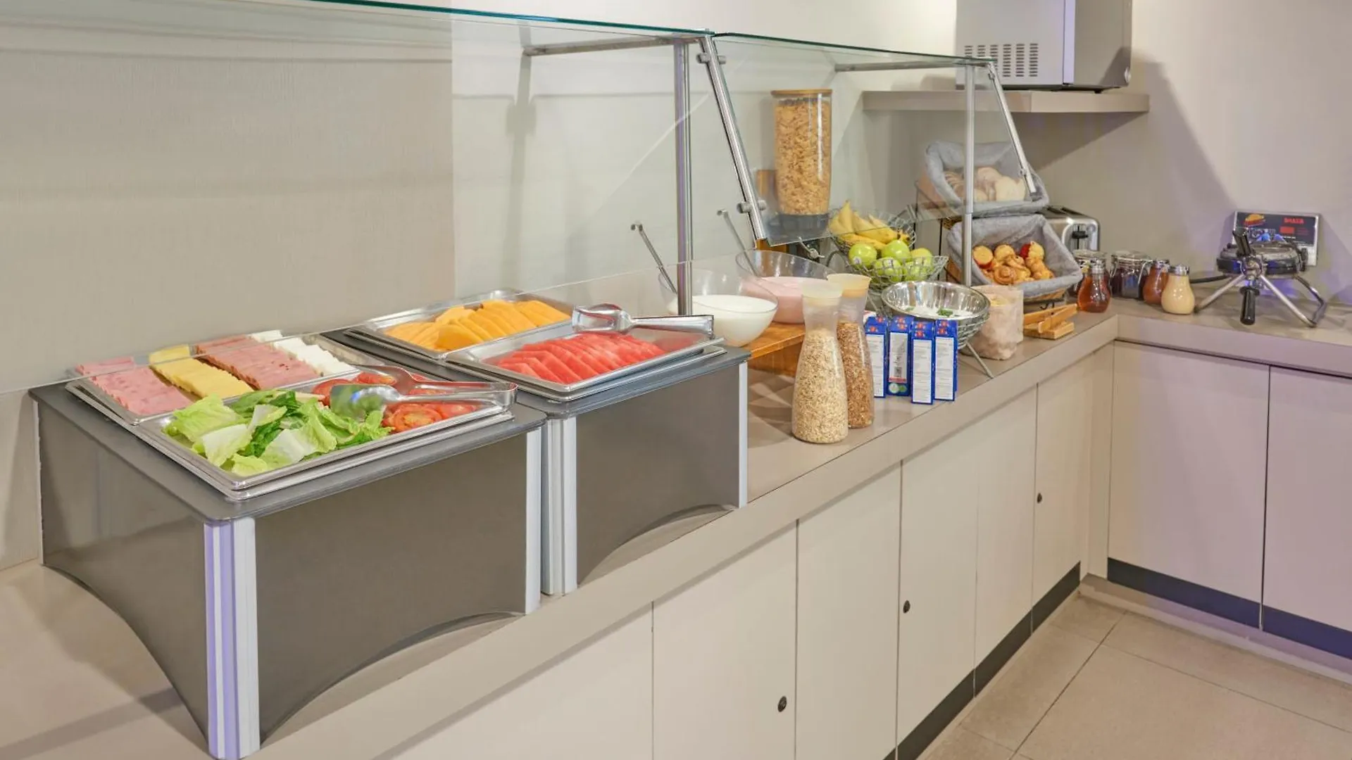 City Express Suites By Marriott Playa Del Carmen